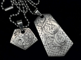 Exclusive set hand engraving titanium pendants necklaces
